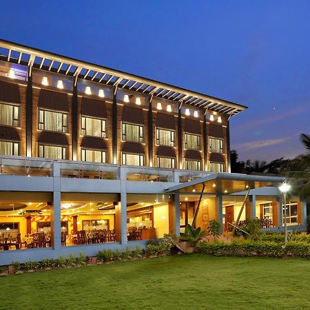 Mayur Aaditya Resort Dharwad Extérieur photo